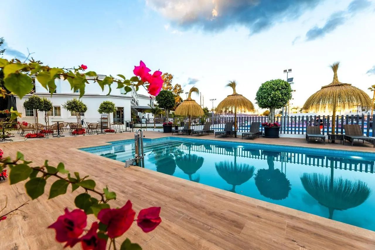 Residencia Deportiva Rozarossa Hotel Estepona