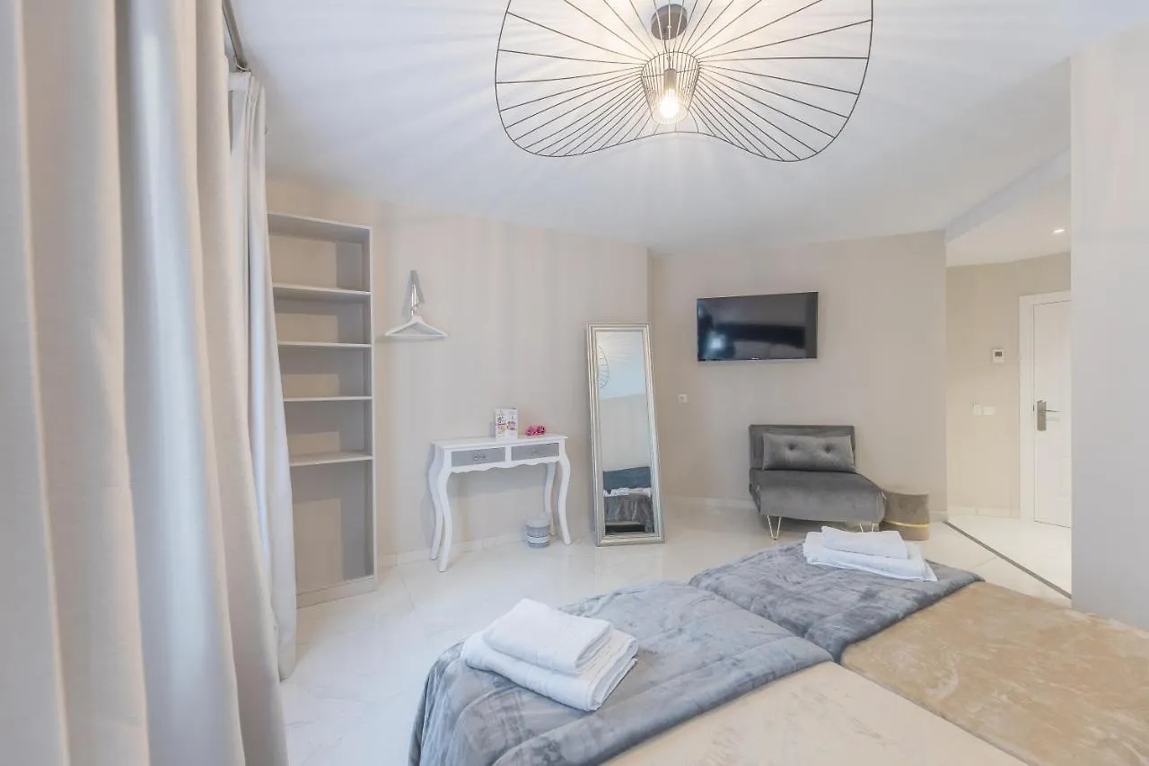 Residencia Deportiva Rozarossa Hotel Estepona