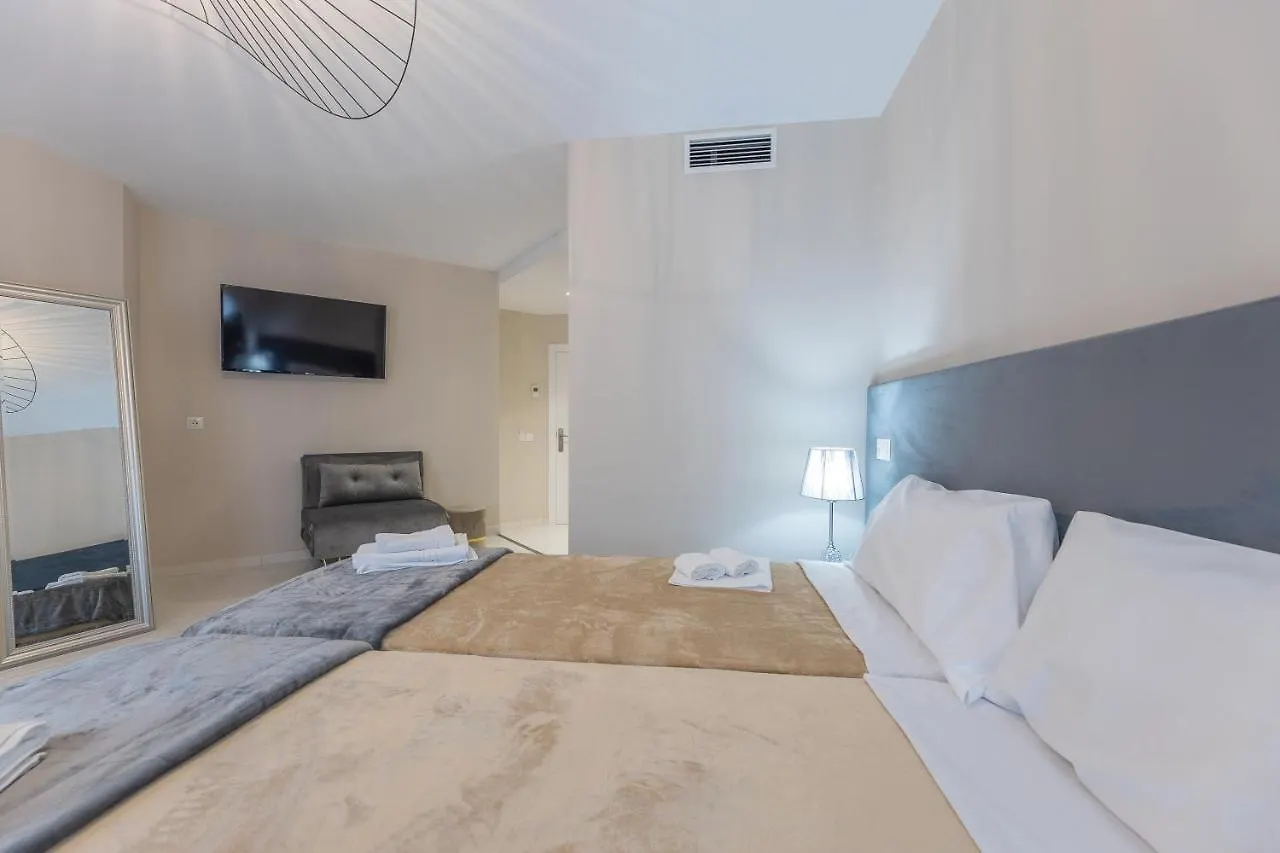 Residencia Deportiva Rozarossa Hotel Estepona